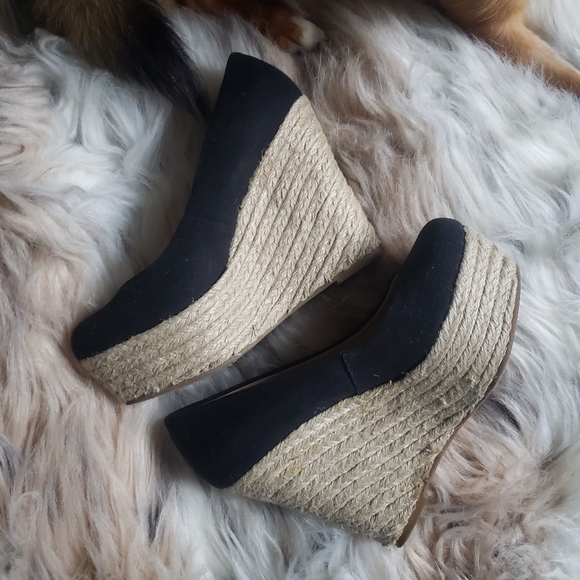 Steve Madden Marryy Pump - Picture 3 of 8